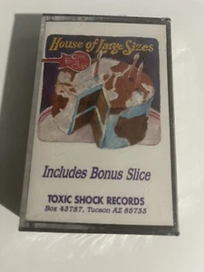 HOUSE OF LARGE SIZES- ONE BIG CAKE ON TOXIC SHOCK LABEL NEW SEALED CASSETTE TAPE - Bild 1 von 3