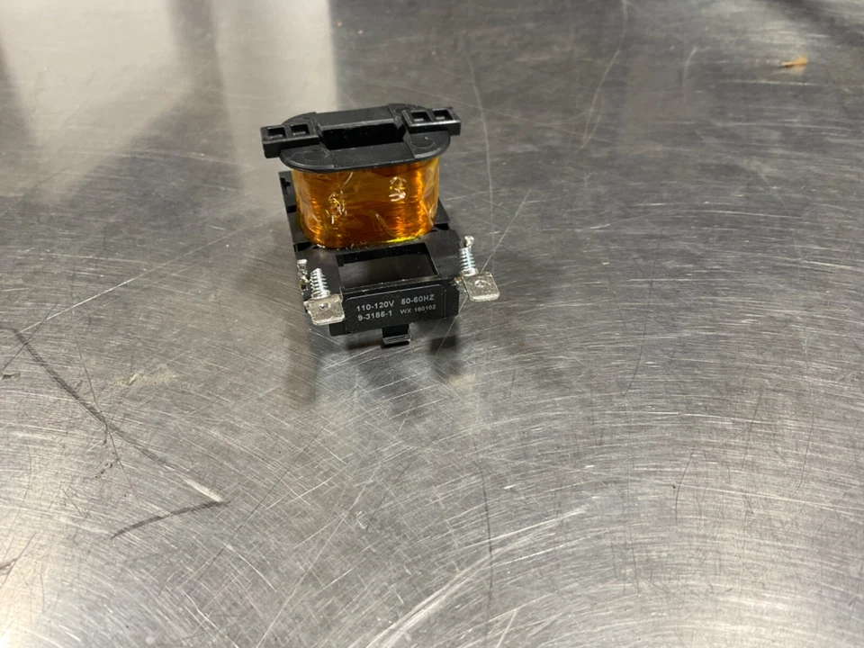 9-3185-1 Coil Eaton C25 Cutler Hammer Westinghouse 110-120V 15 25 30 40A VN NEW - Image 1 of 1