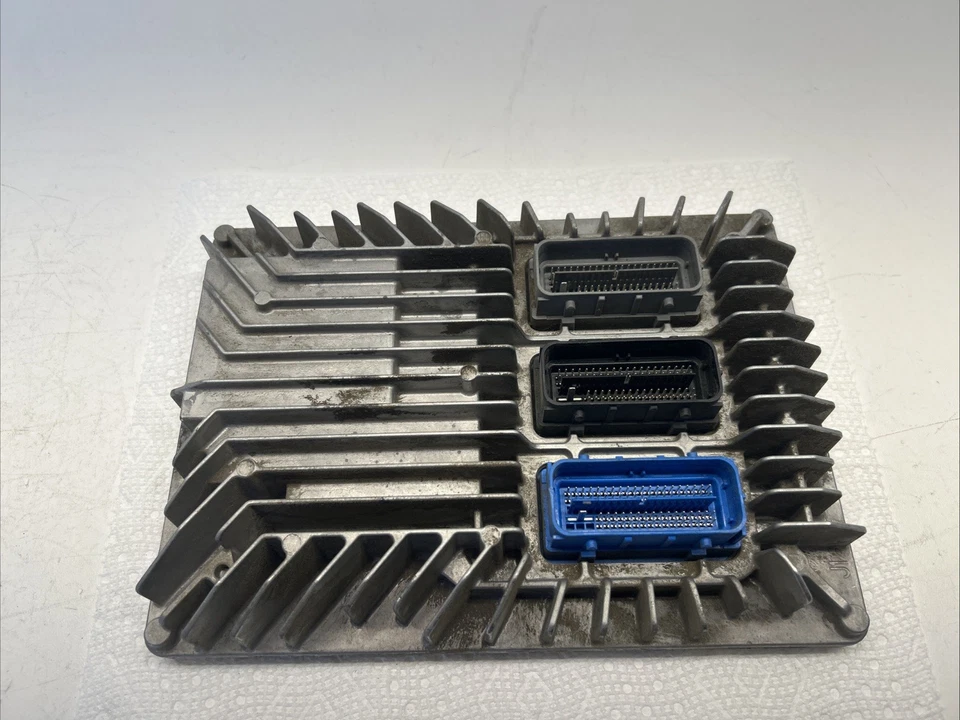 OEM Engine Computer MODULE ECU ECM UNIT FOR 2014 2015 2016 Cadillac Ats 12653998 - Image 1 of 4