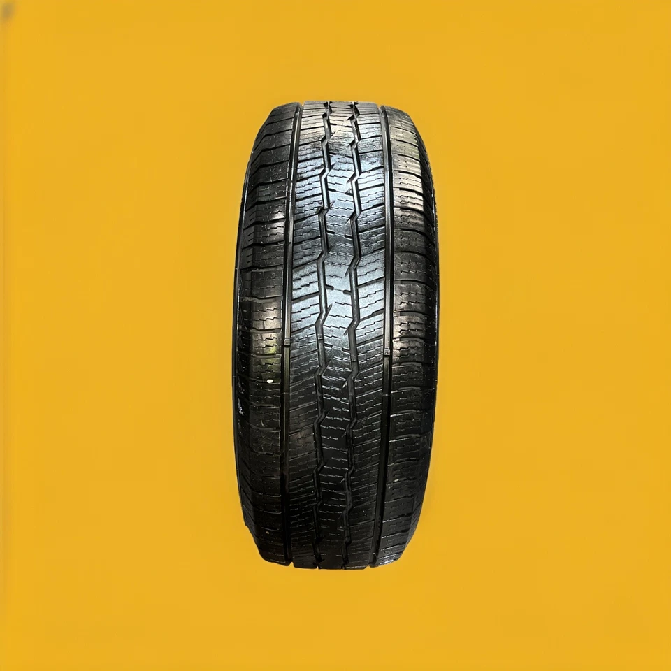 (1) 265/70R16 Cross max CHTS-1 112T 2657016 9/32 No Repairs - Image 1 of 1