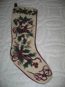 Vintage Nadelspitze Weihnachtsstrumpf Stechpalme Beeren Bänder Handarbeit Samt - Bild 1 von 9