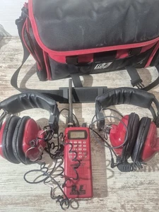 Racing Electronics 2 Headsets With  RE2000 Radio Scanner, Bag &  Accessories - Picture 1 of 9