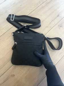 Gucci Messenger Bag - Picture 1 of 4