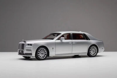 1/18 Rolls Royce Phantom 2023 all new limited 499pcs Silver Diecast Fully-opened - Image 1 of 4