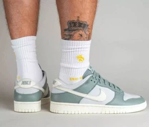 Nike Dunk Low MICA GREEN Sneaker | Gr. 44,5 (US 10.5) | neu Original - Bild 1 von 3