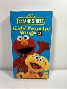 Sesame Street - Kids Favorite Songs 2 (VHS, 2001) Jim Henson Elmo - Foto 1 di 6