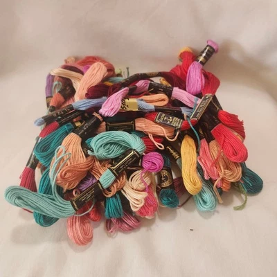 60 Skiens Anchor Six Strand Floss Full & Partial B39 - Image 1 of 4