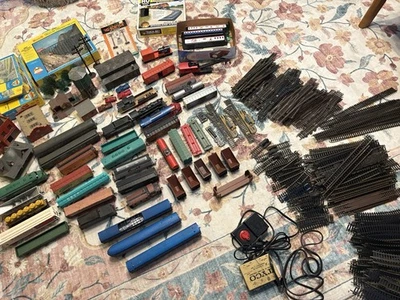 Lote De Colección Ho Tren Vagones Y Pista++ Tyco Atlas Enorme Lote Mixto Foto 1 de 4