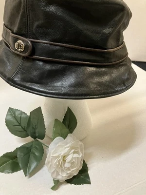 Sombrero de cubo vintage Coach negro con ribete marrón Turnlock de cuero talla M/L ¡BONITO! Foto 1 de 4