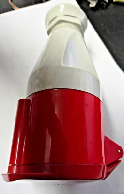 Walther Type 332, 5 contact Pin & Socket Connector 32A-6h  400 VAC 6Hr IP44 - Image 1 of 4