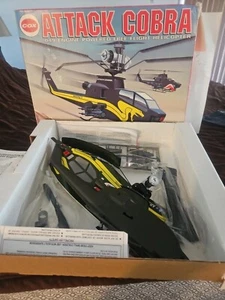 Cox 049 ATTACK COBRA New Open in Box 1993 - Picture 1 of 8