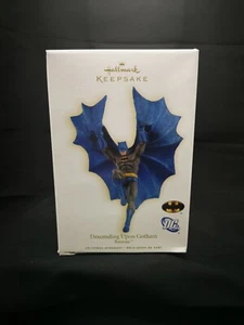Descending Upon Gotham Batman 2009 Hallmark Keepsake Ornament NIB MIB - Picture 1 of 6
