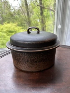 Vintage Arabia Finland Ruska Stoneware Covered Casserole 2.25 Qt - Picture 1 of 9