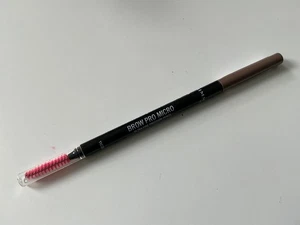 Brand New RIMMEL Brow Pro Micro Ultra Fine Precision Brow Pencil- BLONDE 001 FRE - Picture 1 of 3