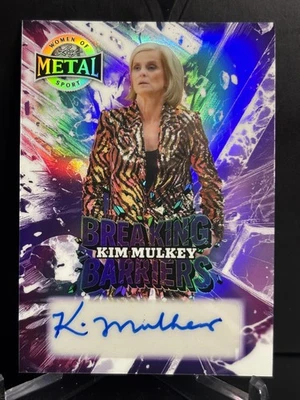 Leaf Women Of Sport 2025 rompiendo barreras púrpura automático Kim Mulkey/6 LSU BBA-KM1 Foto 1 de 2