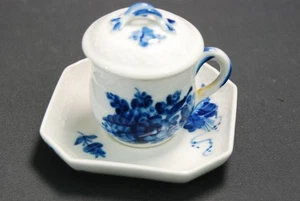 ROYAL COPENHAGEN Cremetasse PORZELLAN kleine TASSE mit UNTERTELLER und DECKEL - Bild 1 von 12