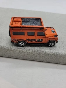 Matchbox 1997 Land Rover Defender 110 Diecast Orange 64 Challenge 1:64 - Picture 1 of 18