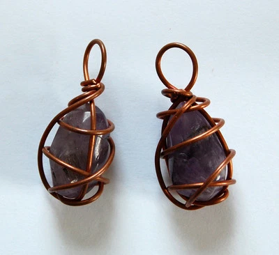 VINTAGE 2 NATURAL STONE AMETHYST BRASS WRAPPED ROCK LARGE PENDANTS ASSORTED - Image 1 of 3