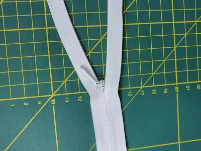 White Invisible Zip 19cm opening, number 5, for dress skirts cushions -UK Seller - Image 1 of 4