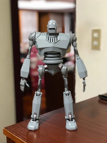 12"The Iron Giant Model Action Figure Metal Mecha Robot Toy New In Box Cover