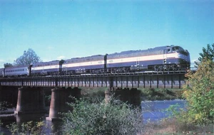 Queen of the Valley, New Jersey Transit Überquerung Lehigh River, Allentown PA PC - Bild 1 von 2