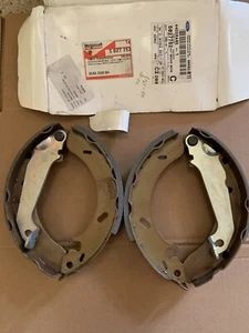 GENUINE FORD ESCORT Mk5,6,7 ORION Mk3 REAR BRAKE SHOES - Picture 1 of 3