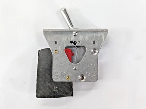 Micro / Honeywell MS25016-3 Industrial Toggle Tilt Switch 11AT30 12-60 - Picture 1 of 3
