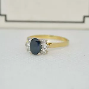 18ct Solid Yellow Gold Stamped 750 Natural Sapphire Diamond Ring Vintage - Picture 1 of 8