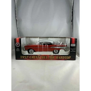 Crown Premiums Napa 1957 Chevy Bel Air Hardtop Bank Diecast Maßstab 1:24 Neu in OVP - Bild 1 von 6