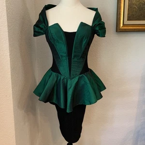 Vintage 80s Iridescent Green Taffeta Bodycon Dress Party Cocktail Prom Costume - Picture 1 of 12