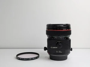 Canon TS-E 24mm f/3.5 L Tilt Shift MF Lens [ Near Mint] Fast Shipping From Japan - Picture 1 of 22