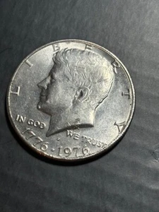 Two Headed Half - You Can't Lose! - Double Headed Half Dollar - Win Coin Tosses! - Picture 1 of 2
