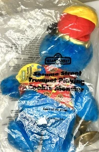 Trompeta de peluche Sesame Street 1999 jugando galleta monstruo Tyco sellado en paquete. - Imagen 1 de 4