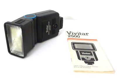 Vivitar Zoom Thyristor 2500 Electronic Flash Shoe Mount with Owner’s Manual - Image 1 of 4