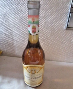 Tokaji Szamorodni 1993 Ungarn  0,5 Liter 13,5% vol.  ungeöffnet - Bild 1 von 4