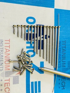 4mm Cannulated Cancellous Screw Partial thread 14 to 90mm SS 316L (64 pcs) - Picture 1 of 8