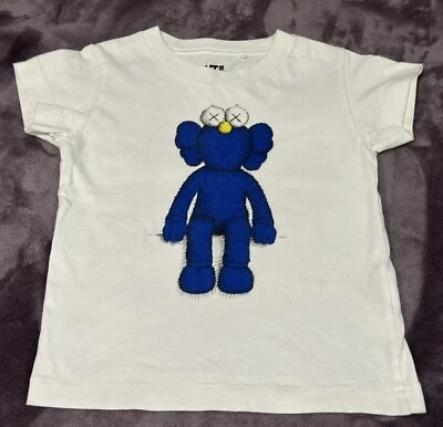 Kaws X Uniqlo Sesame Street BFF Youth White T Shirt Size 3Y Kids Art Tee - Image 1 of 4