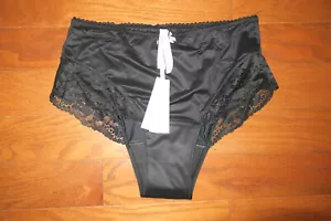 L ❤️ Victoria's Secret ❤️ PERIOD PANTY PANTIES PRINT HIGH BRIEF ❤️ LACE DETAIL - Picture 1 of 3