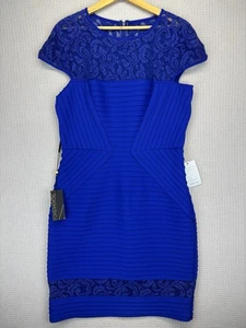 Neu mit Etikett Tadashi Shoji blau abgesetztes Etuikleid - Spitze Flügelärmel Midi Cocktail - Bild 1 von 9