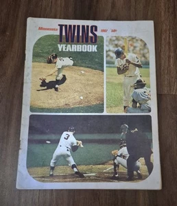 Vintage Minnesota Twins 1967 Baseball Yearbook - Picture 1 of 2