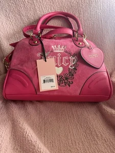 Juicy Couture Free Love Heritage Bowlers Tasche Crossbody Neu mit Etikett - Bild 1 von 13