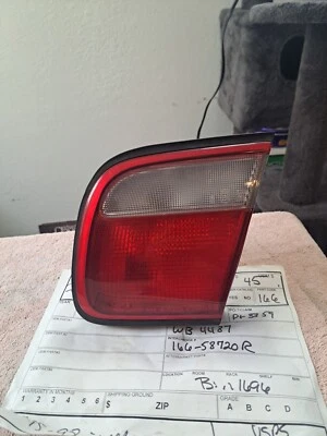 1995 年 1998 年 MAZDA MILLENIA RIGHT PASSENGER 侧尾灯 原始设备制造商 166-58720r 内部  — 第 1/4 张图片