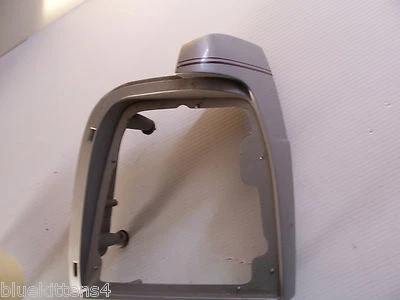 1991 CROWN VICTORIA RIGHT FENDER EXTENSION OEM FORD USED TRIM TAILLIGHT HOUSING - Image 1 of 4