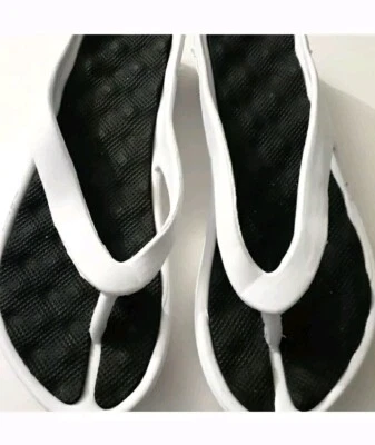 Zapatos sin cordones para mujer blancos negros talla 7/8  Foto 1 de 4