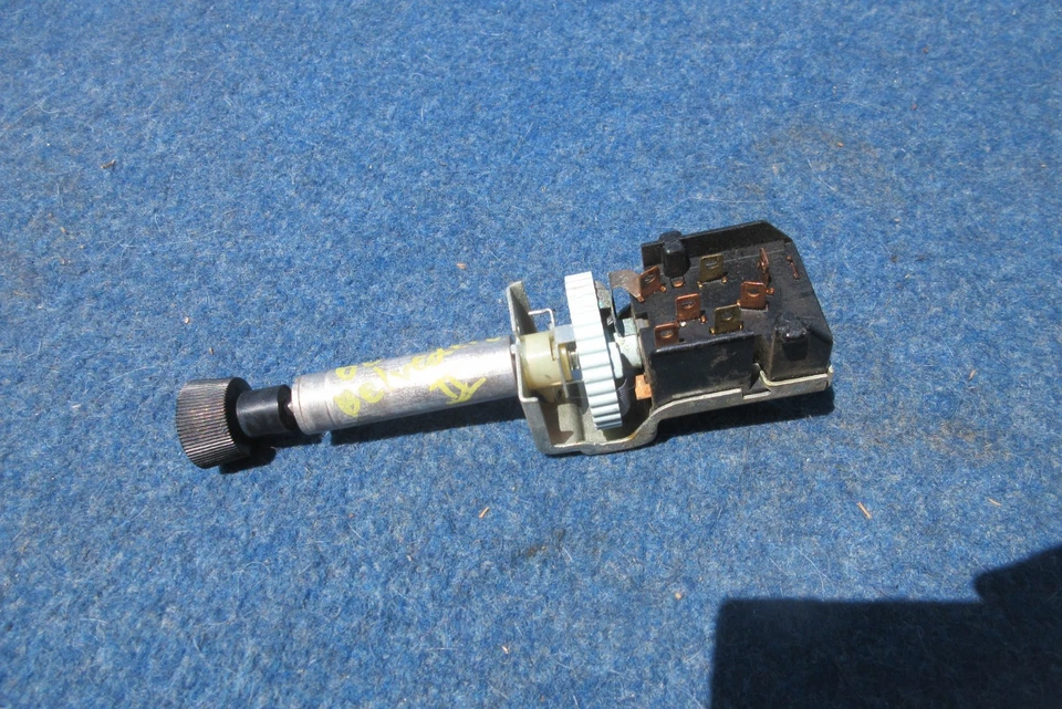 1966 Plymouth Belvedere II HEADLIGHT SWITCH WITH HARDWARE GTX 1967 Foto 1 de 4