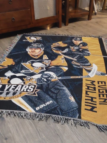 pittsburgh penguins Evgeni Malkin Tapestry Throw Blanket Cover