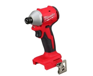 Milwaukee 3650-20 M18 18V inalámbrico sin escobillas 1/4 pulg. Herramienta de impacto compacta solamente - Imagen 1 de 1