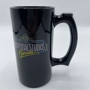 Taza de café de vidrio negro Universal Studios Hollywood 5 1/2: alta - Imagen 1 de 3