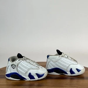 Scarpe da basket Little Kids Nike Jordan 14 retrò bianche Hyper Royal taglia 6 C ottime condizioni - Foto 1 di 8