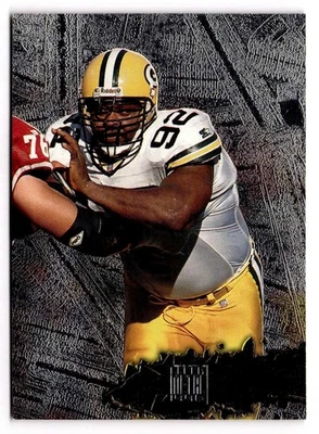 1996 Fleer Metal Universe  - Reggie White #46 Green Bay Packers  - Image 1 of 2